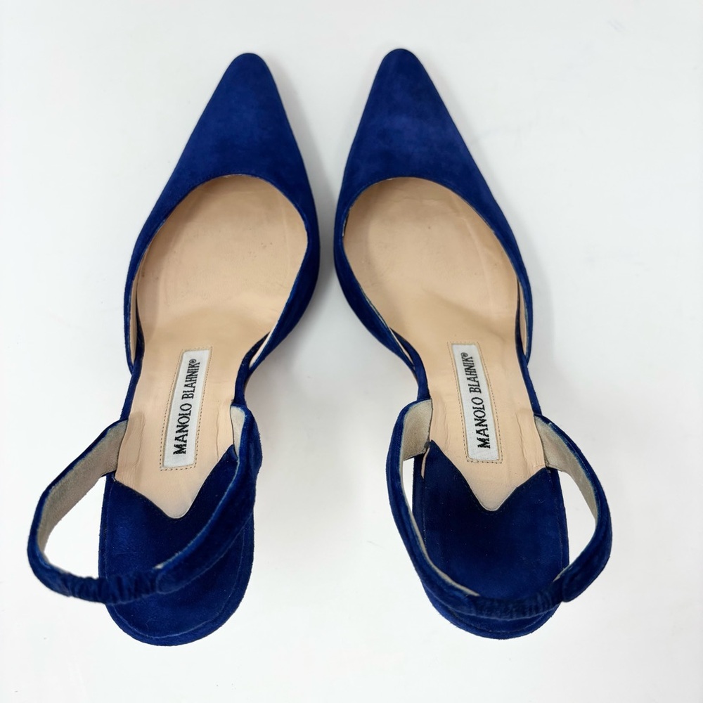 Manolo Blahnik Navy Blue Slingback Pointed-Toe Heels - Picture 12 of 16